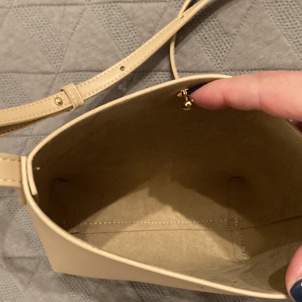 Samara Soft Pink Crossbody Bag - Picture 9 of 13